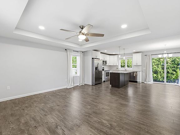 5th image of 110 Lockhouse Rd #F
