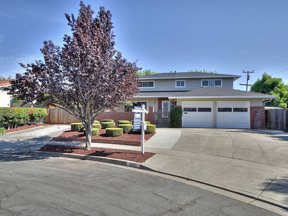 660 Emerson Street, Fremont