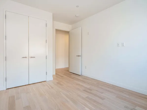 255 Brunswick Street image 18 of 27