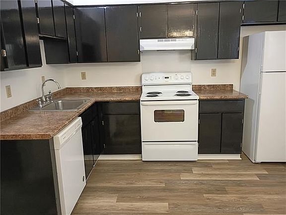 3rd image of 2500 Richland Ave APT C