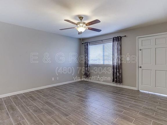 3rd image of 1527 W Huntington Dr