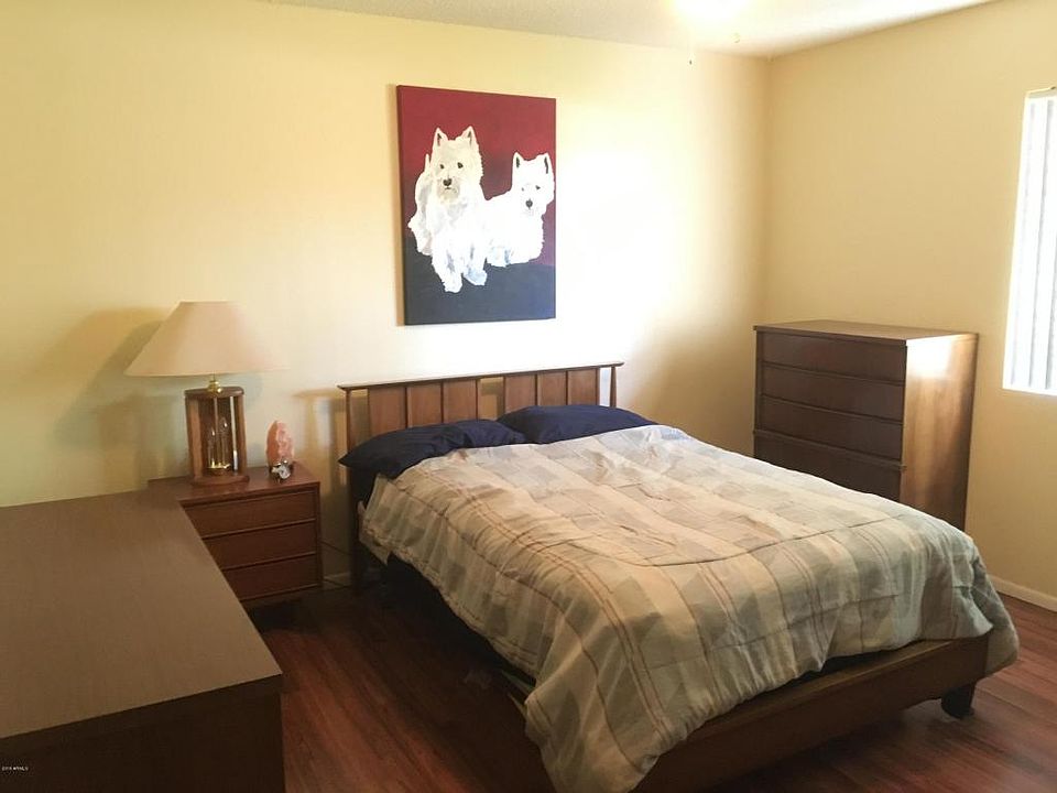 1st image of 1046 E Emerald Ave