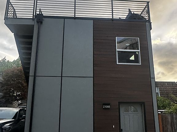 3rd image of 2106 1st Ave W #B