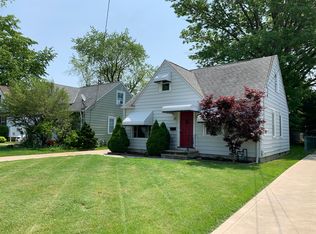 30132 Phillips Ave, Wickliffe, OH 44092