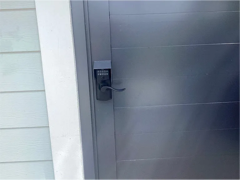 Combination lock for convenience