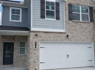 410 Lanier Cir, Woodstock, GA