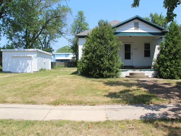 2032 Plainfield Ave, Muskegon, MI 49441