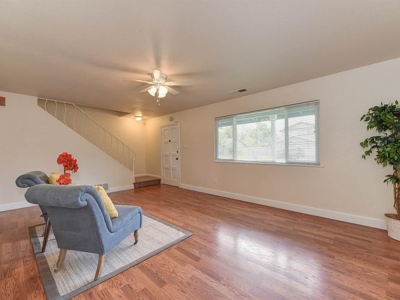 5th image of 9056 Feather River Way