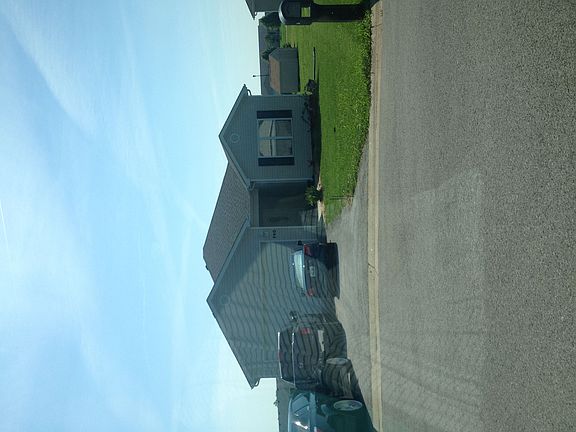 2nd image of 740 Sagittarius Ave