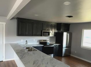 1704 W Jefferson St, Pecos, TX 79772