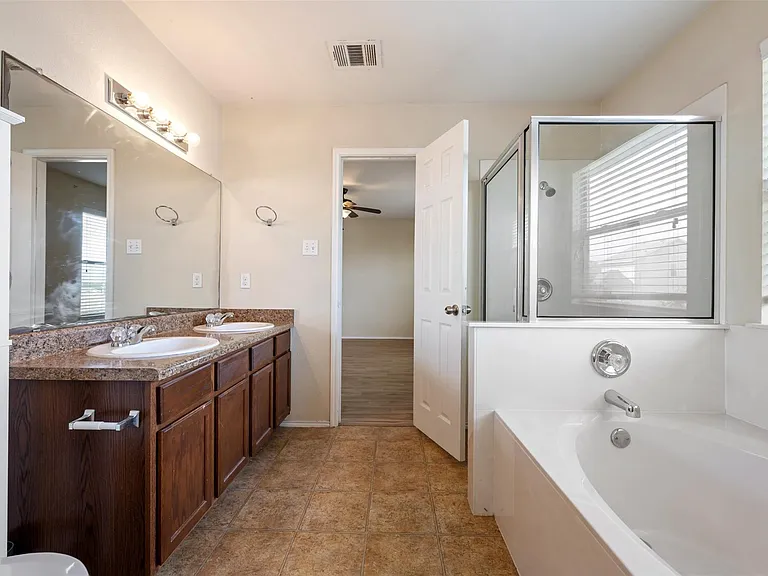 13405 Lismore Ln — Photo 26