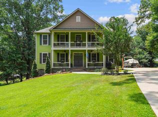 621 Sulphur Springs Rd, Greenville, SC 29617