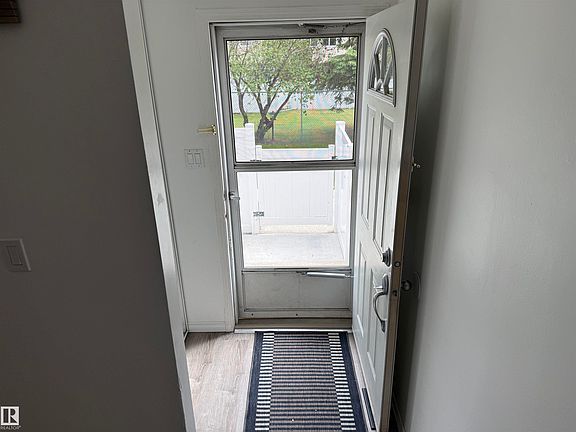 2nd image of 14537 121st St NW
