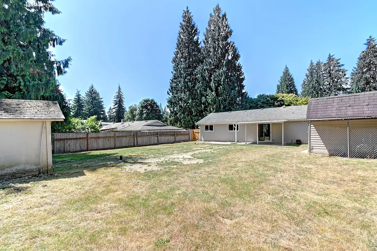 Building Photo - 1713 113th Dr SE