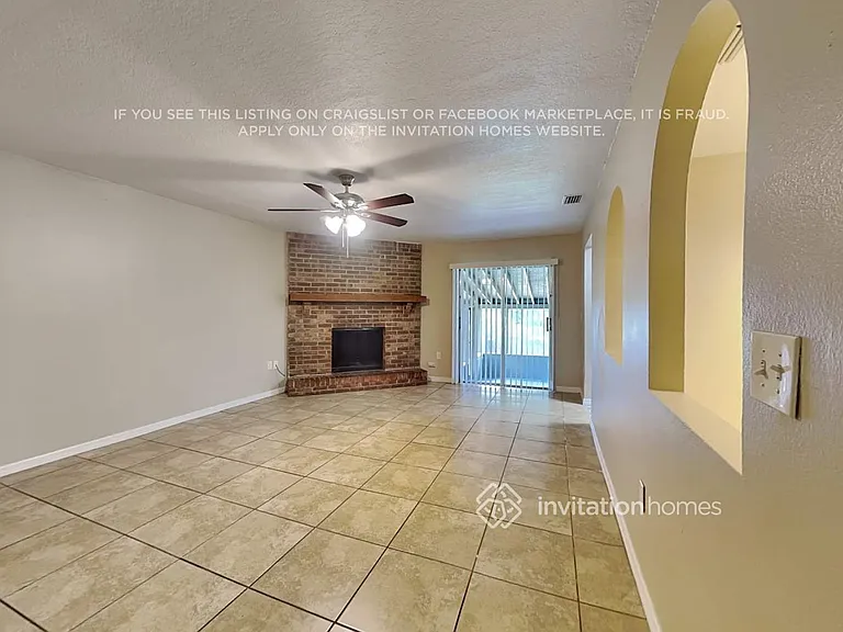 3801 Dovehollow Dr — Photo 4