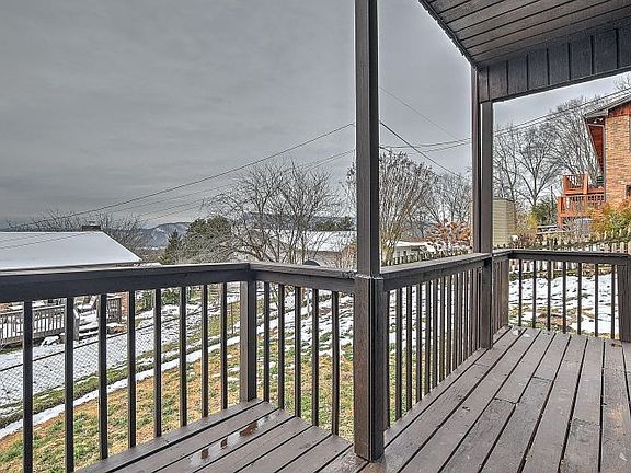 2nd image of 1204 Fain Ave