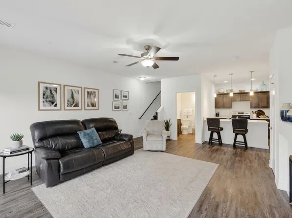 4930 Innovation Dr, Deforest, WI 53532