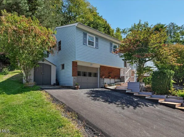 273 Pinehurst Avenue, Rensselaer, NY 12144