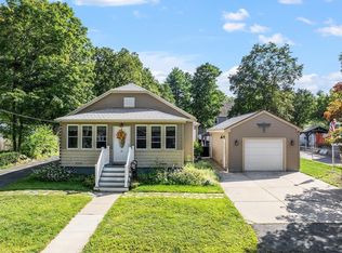 19 1st St, Hudson, MA 01749