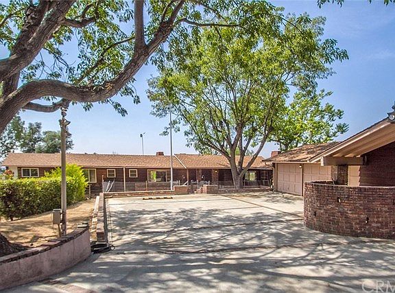 2nd image of 2980 Meyerloa Ln
