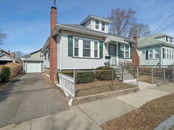 41 Connell St, Quincy, MA 02169