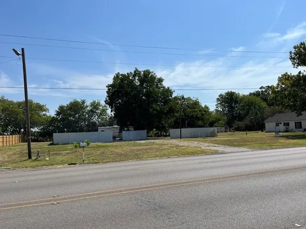 930 Highway 171, Mexia, TX 76667