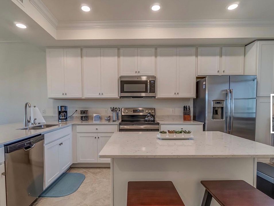 1st image of 17510 Gawthrop Dr #305