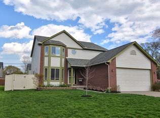 2875 Culbertson Ave, Rochester Hills, MI 48307