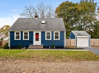 10 Duck Ln, Weymouth, MA 02189