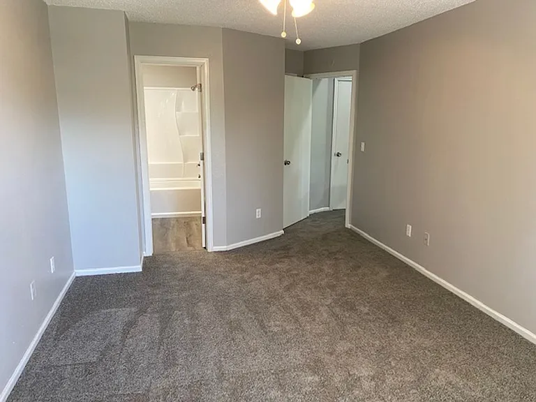 8393 W 90th Pl — Photo 17
