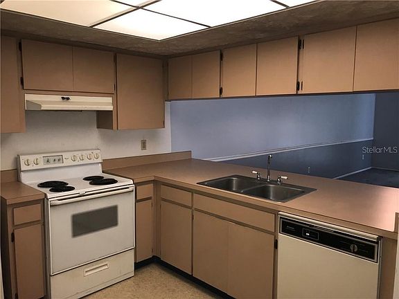 3rd image of 4402 Pine Meadow Ct