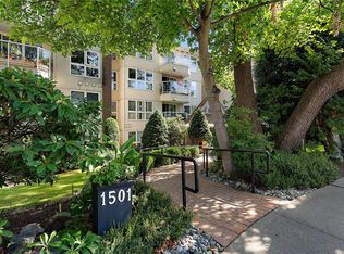 The Avenue, Victoria, BC V8R 4P7