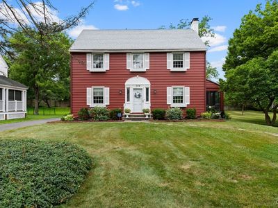 104 Hillsboro Pkwy, Syracuse, NY, 13214