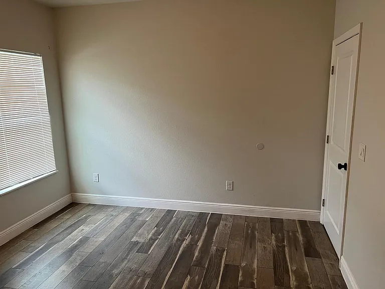 3721 E Powhatan Ave — Photo 10