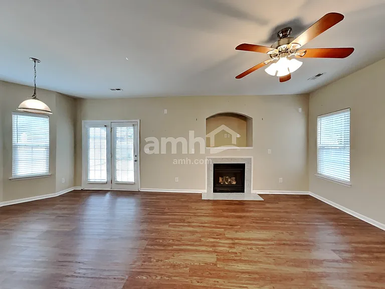 19134 Long Pond Ln — Photo 6