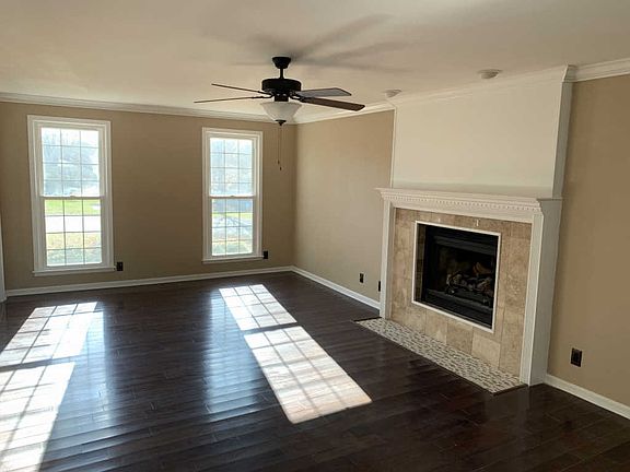 4th image of 289 Ardmoor Dr