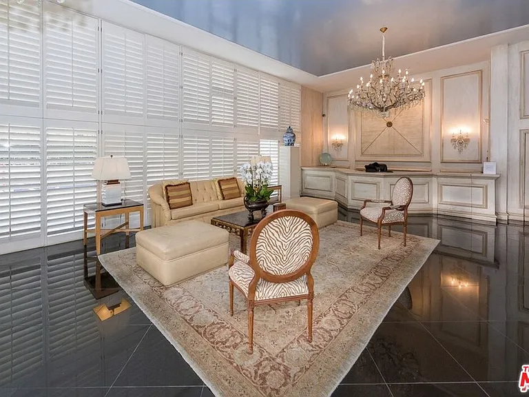 10433 Wilshire Blvd #407 — Photo 7
