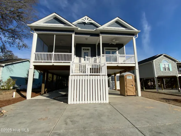 116 SE 12th Street, Oak Island, NC 28465