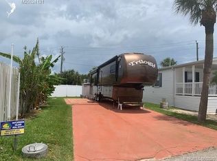 2137 Nettles Blvd, Jensen Beach, FL 34957