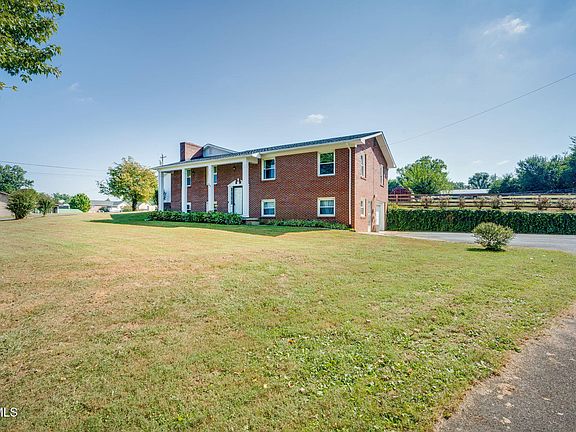 3rd image of 742 Liberty Church Rd