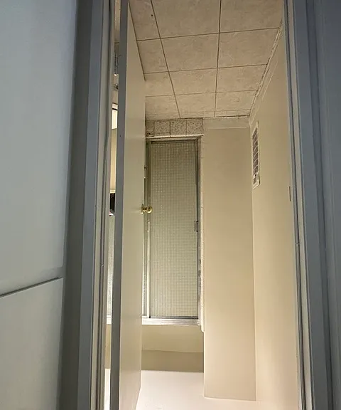 13101 Oxnard St #11 — Photo 6