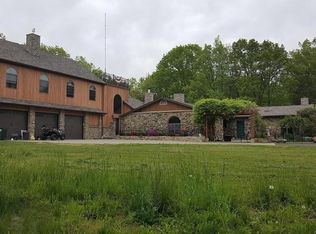 284 Cedar Cliff Rd, Monroe, NY 10950