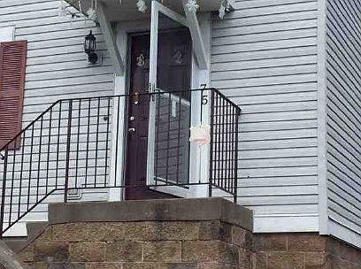 2nd image of 75 Crane St