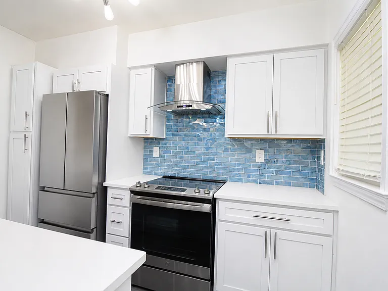315 Flannan Rd — Photo 9