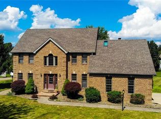3156 Chablis Ln, Poland, OH