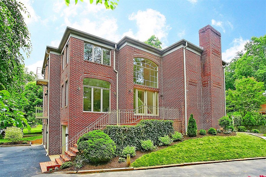1st image of 6512 Old Dominion Dr