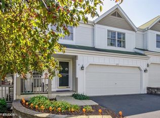 255 Spring Point Dr #0, Carpentersville, IL 60110