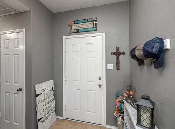 3rd image of 106 Tranquillity Ln