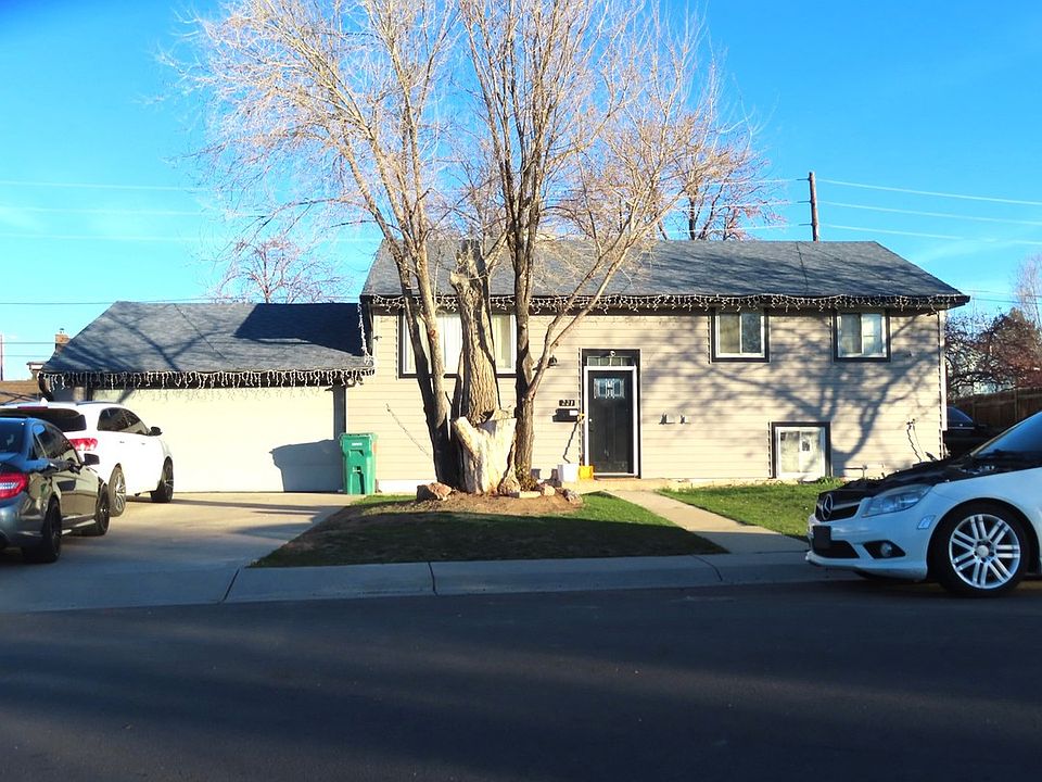 1st image of 221 W 78th Pl