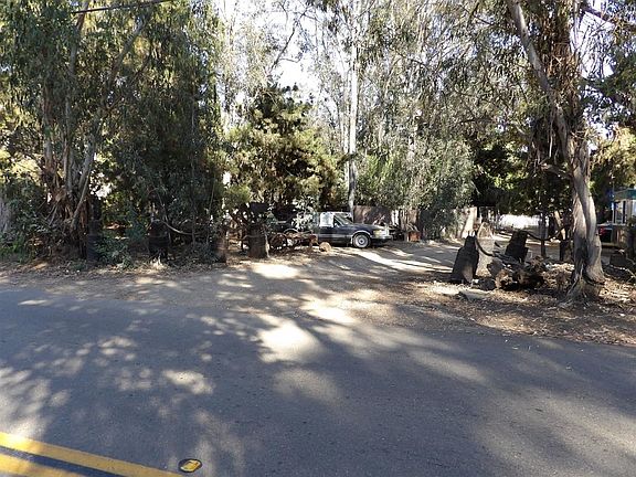 3rd image of 1822 York Dr